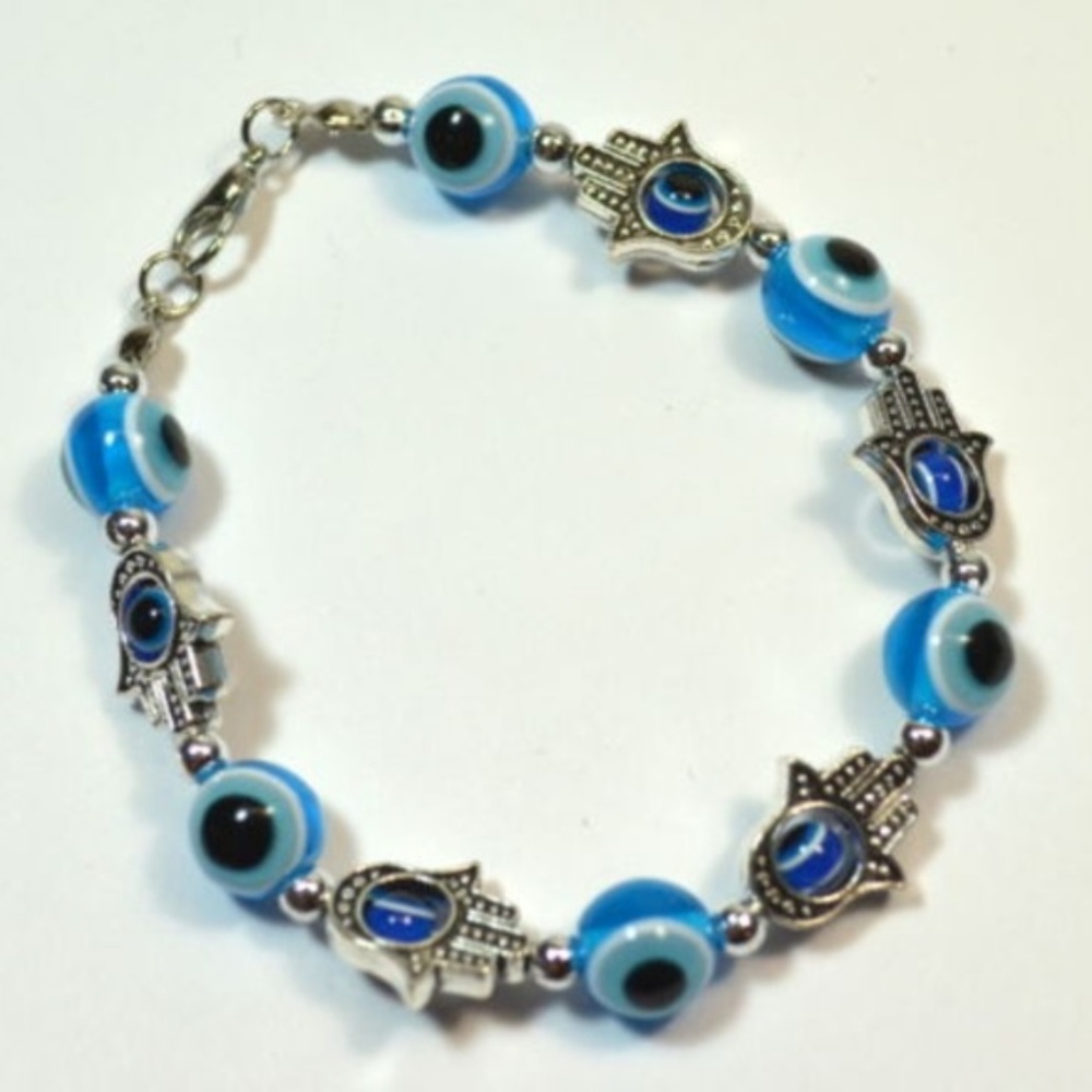 Evil Eye Hamsa Bracelet Beads 7"1/2 clasp closure